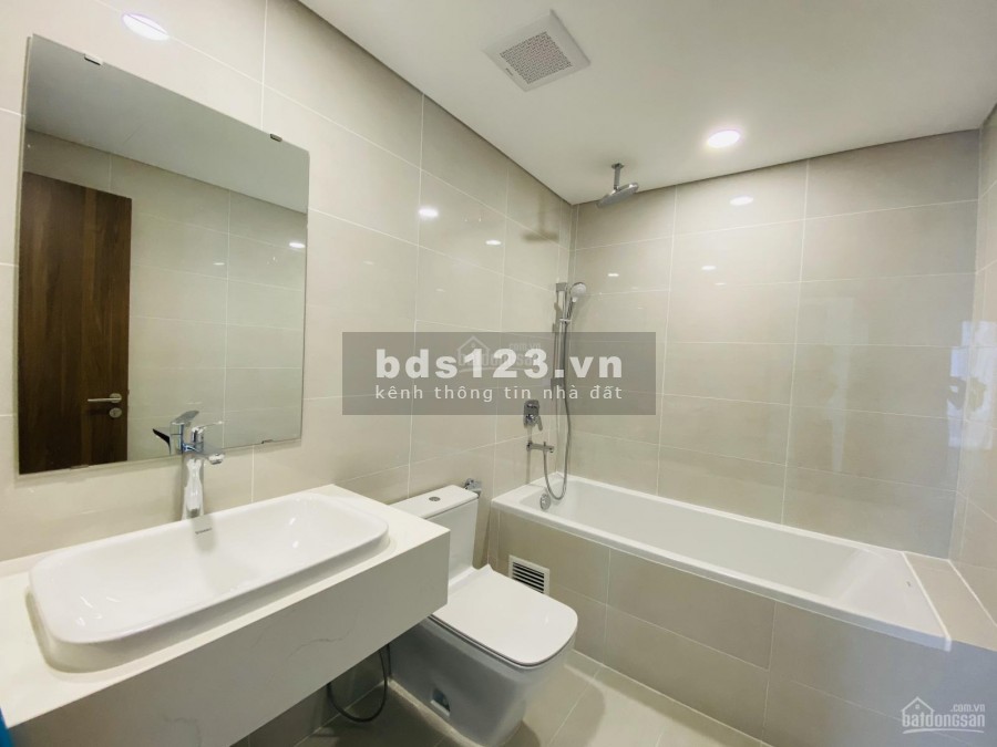 Duy nhất căn hộ 3PN Eco Green Q7 view Q1, LanMark bán 4.730 tỷ full phí thuế. Giá tốt nhất thị trường. LH: 0933120416