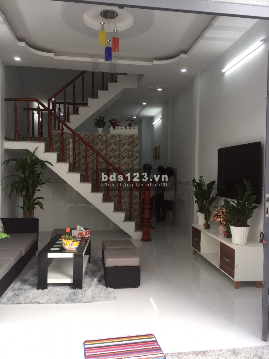 Đường đổ nhựa 4m. sổ mới không quy hoạch, Cách chợ 1km đông dân cư