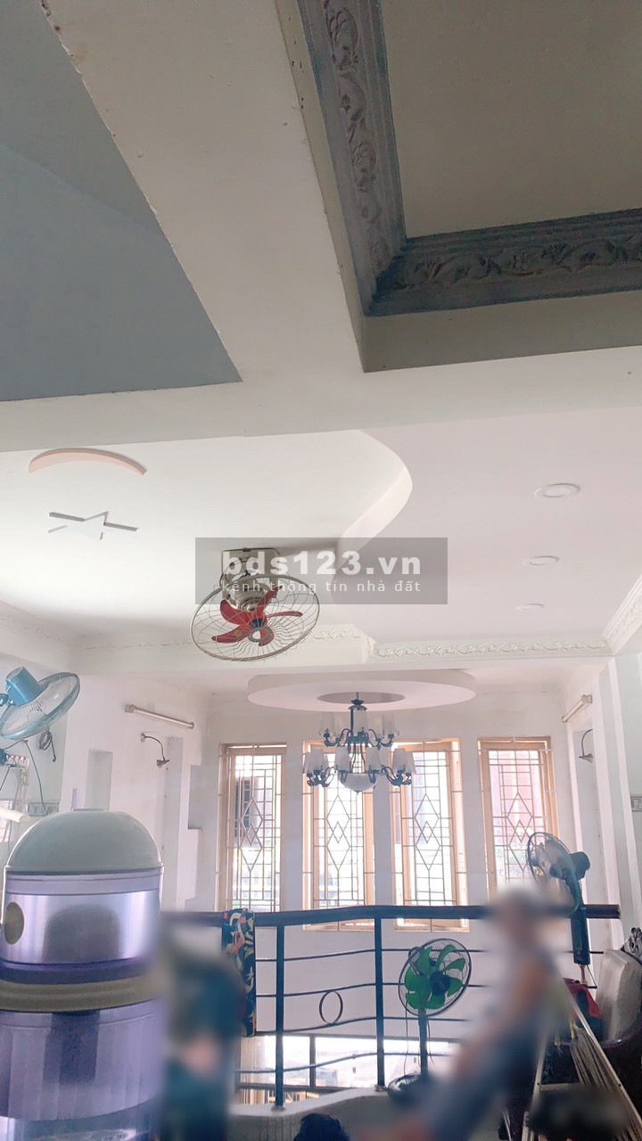 Nhà mới, lửng/2lầu/ST/4pn, hẻm 801 Phạm Thế Hiển P4 Q8