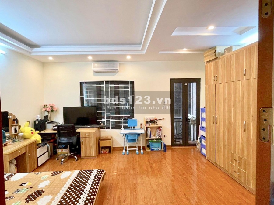 Bạch Mai, nhỉnh 3 tỷ, sở hữu ngay tổ ấm cực xịn, 37m2, 5 tầng, nở hậu. Hai Bà Trưng