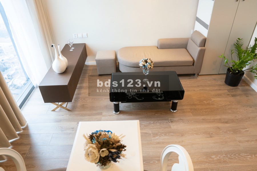 Nguyễn Khánh Toàn, Apartment, 28 phòng,135tr/tháng. LH 0975823216