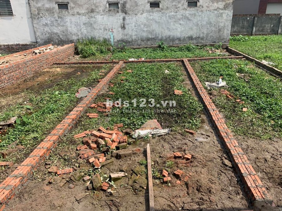 Bán đất Xuân Phương 40m2 Ngõ to thoáng, hướng mát mẻ. Giá 44 triệu/m2. Lh 0984672007