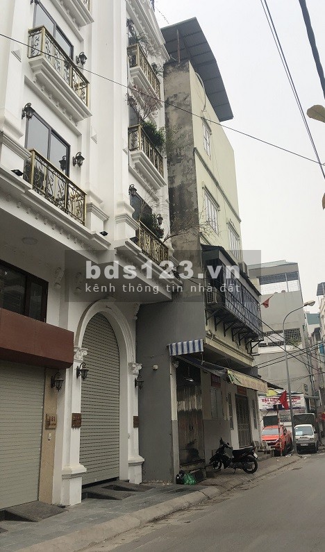 2 MT Ôtô tránh, phân Lô vuông 90m2, Ngắm hồ, phố Kim Đồng – Hoàng Mai
