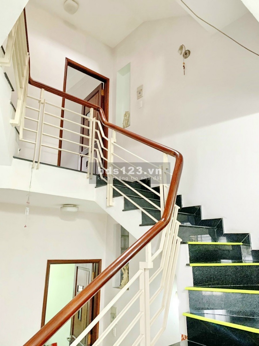 Bán nhà Mặt Tiền đường 11N Cư Xá Ngân Hàng P.Tân Thuận Tây Q7