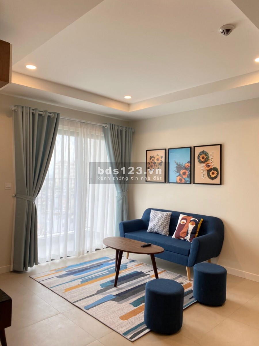 Bán gấp CHCC cao cấp Kosmo Tây Hồ, 80m2; giá bán cắt lỗ 3,1 tỷ.