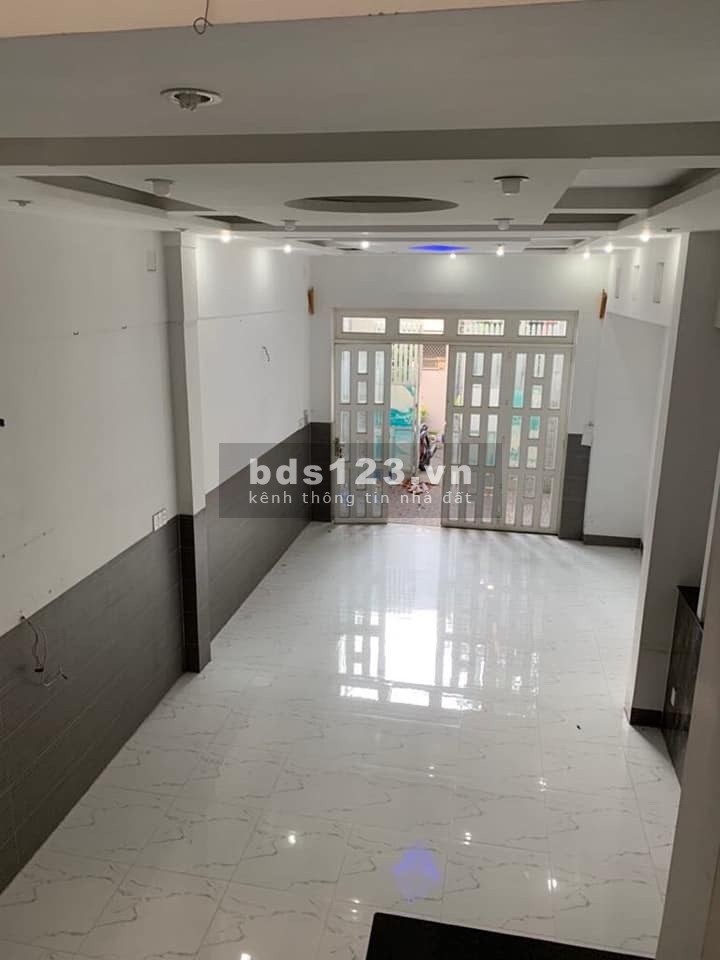 Nhà HXH Tân Phú, 88m2, 2tầng,nhà trống, 5.5 tỷ, LH: 0936.53.94.63