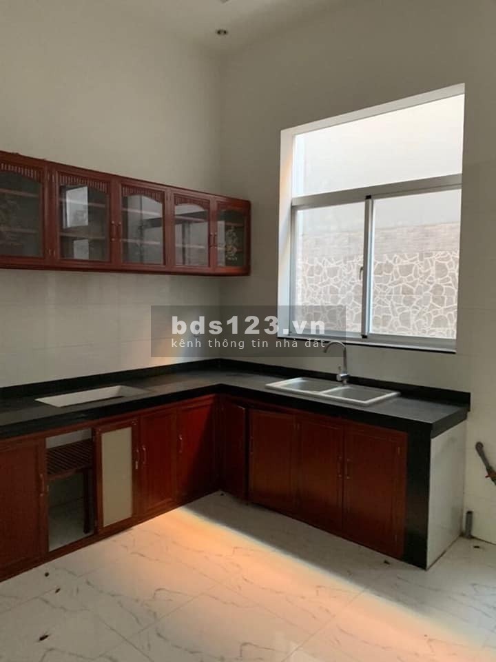 Nhà HXH Tân Phú, 88m2, 2tầng,nhà trống, 5.5 tỷ, LH: 0936.53.94.63