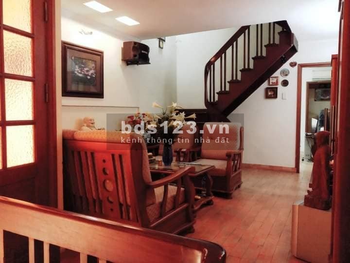 Bán nhà riêng tại 173 Hoàng Hoa Thám, 4 tầng ngõ thông mặt tiền rộng giá 5.6 tỷ