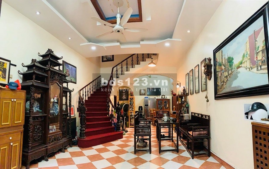 Bán nhà Tô Vĩnh Diện, Q.Thanh Xuân 60m2 Mt 5.2m, 2 thoáng giá 6,7 tỷ