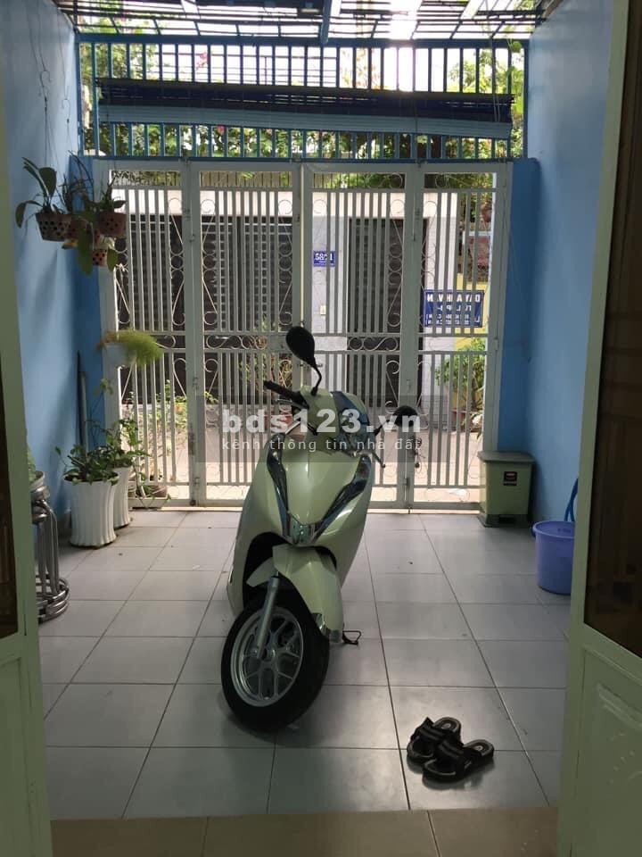 Nhà bán 3.2x17.7m, giá 4.6 tỷ hẻm xe hơi Thạch Lam ( gần trường Học Đồng Khởi )