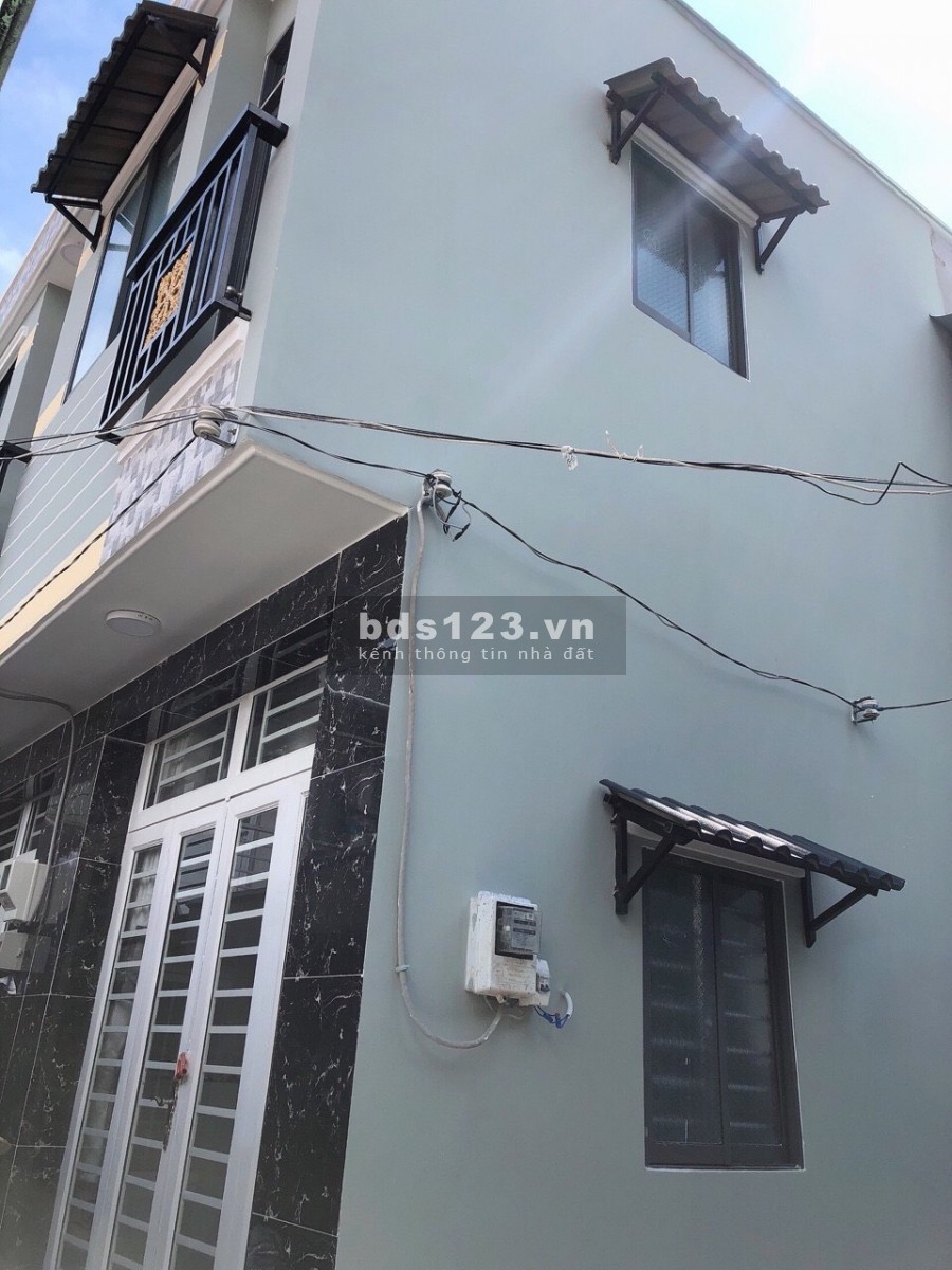 Bàn nhà nhỏ mới đẹp -2295 Huỳnh Tấn Phát,Thị trấn Nhà Bè giá tốt 1,08 tỷ