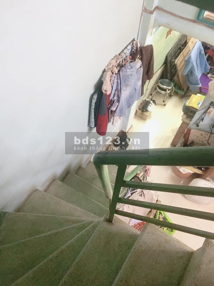 Nhà mới HXH 3 tầng giá 2 tỷ Quận 10