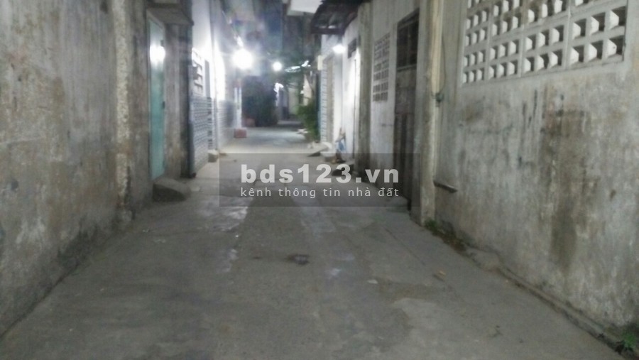 Nhà mới HXH 3 tầng giá 2 tỷ Quận 10
