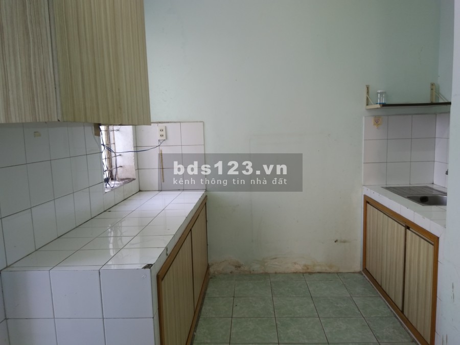 Cho thuê căn hộ 68 m2 chung cư 10A Trận Nhật Duật Phường Tân Định Quận 1 HCM