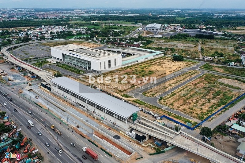 Ra gấp miếng đất kẹt tiền để kinh doanh , lô 100m2