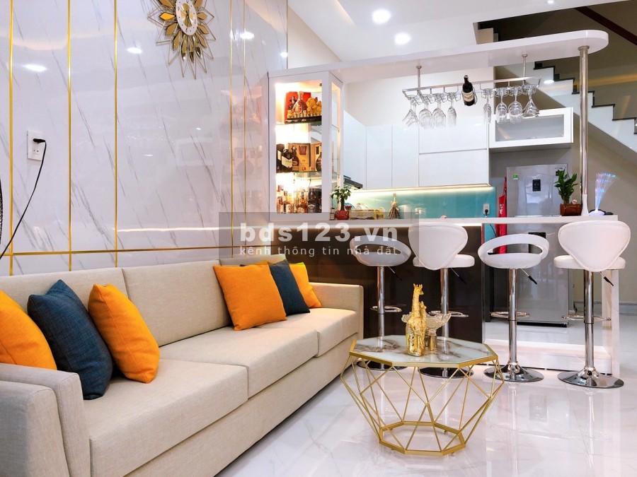 Nhà (5*10m/4lầu) hẻm 141 đường Tám Danh P4 Q8 - Mr Hiếu