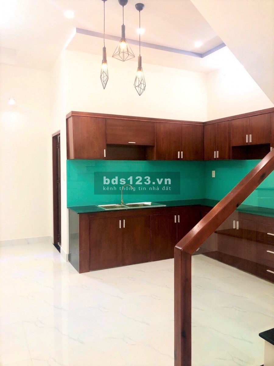 BÁN NHÀ 1 TRỆT 2 LẦU ĐƯỜNG LK 4-5 CÁCH CHỢ BÌNH THÀNH 20 M