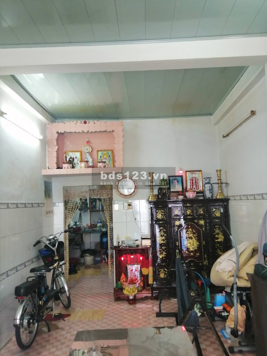 Bán gấp nhà chính chủ lũy bán bích 46m2 giá 3 tỷ500.
