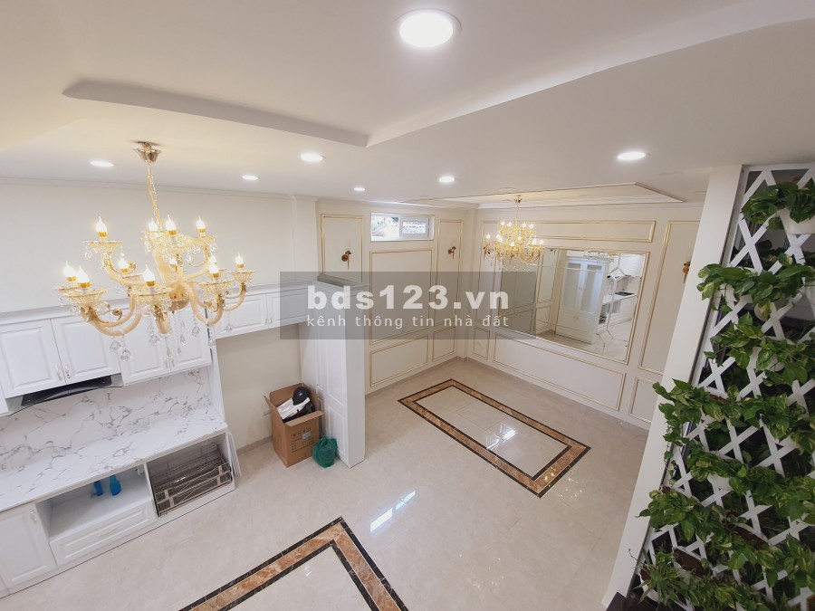 Kinh doanh, ô tô tránh phố Tân Mai, dt 40m xây 6 tầng, nhỉnh 4 tỷ