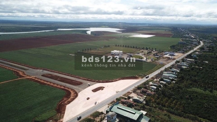 Bán đất liền kề hồ ia ring, khu công nghiệp nam pleiku giá rẻ tri ân khách hàng cuối năm chiết khấu cực cao.