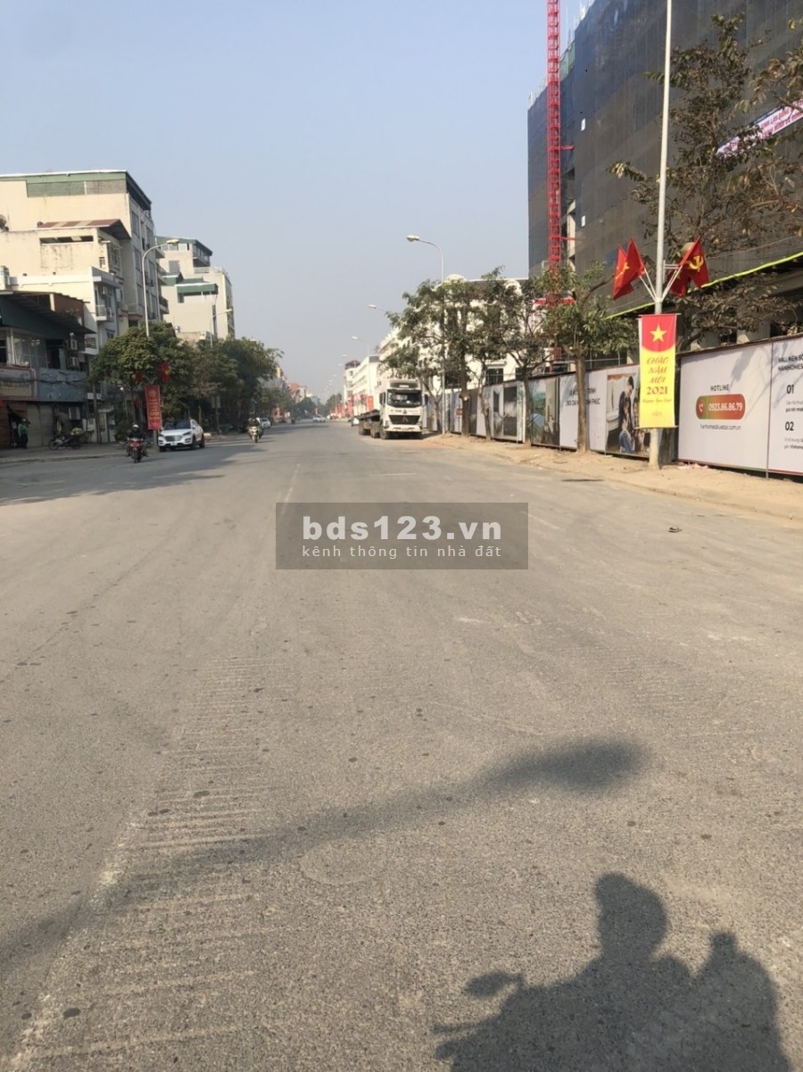 Bán nhà 6 tầng mặt phố Thành Trung Trâu Quỳ Gia Lâm giá 17.5 tỷ
