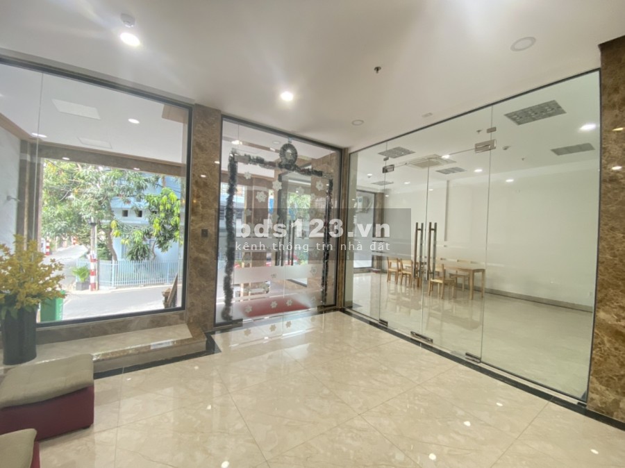 Cho thuê văn phòng mới xây, hiện đại 50m2 Quận Tân Bình
