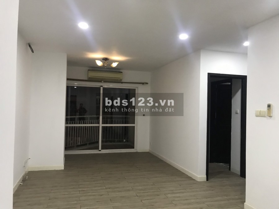 Cần bán căn hộ An Phú Quận 6 diện tích 96m2, 3pn, 2wc tầng cao, view thoáng, sổ chính chủ