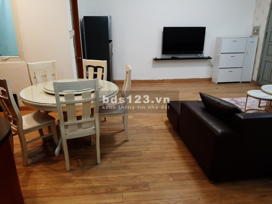 Cho thuê Chung cư 137 Nguyễn Ngọc Vũ 2 ngủ full 10.5 triệu. Lh 0377983070
