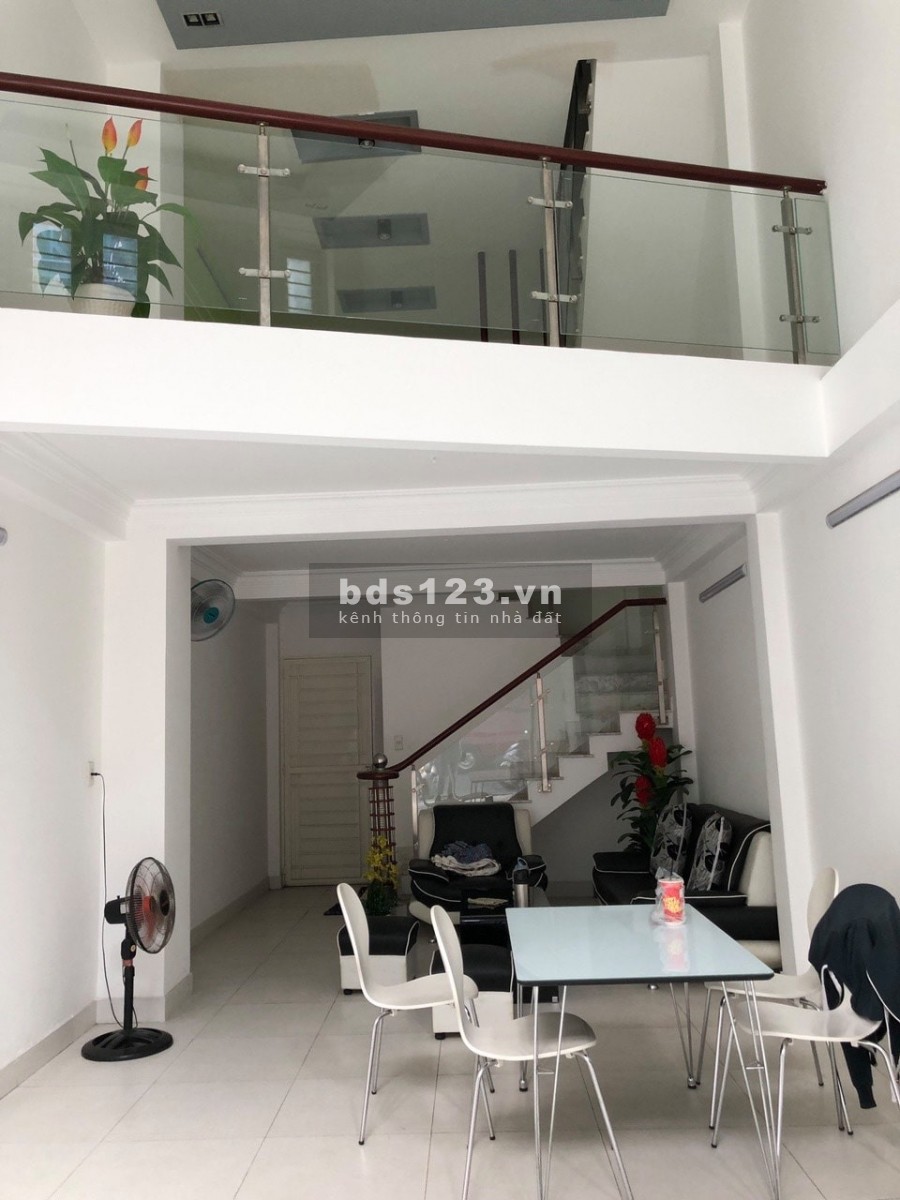 Bán nhà chính chủ, Sư Vạn Hạnh, Phường 10 Quận 10,44m2 ,16.3 tỷ