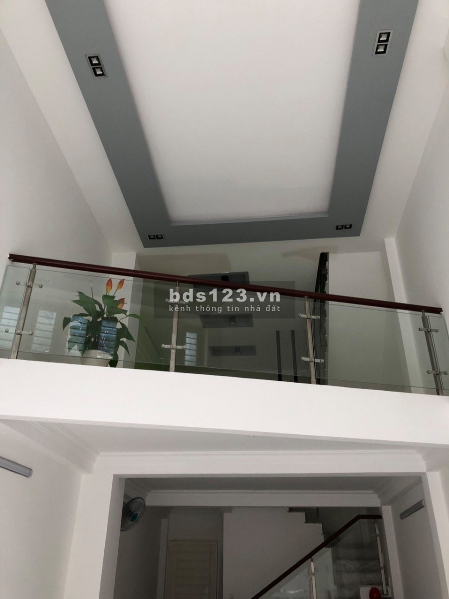 Bán nhà chính chủ, Sư Vạn Hạnh, Phường 10 Quận 10,44m2 ,16.3 tỷ