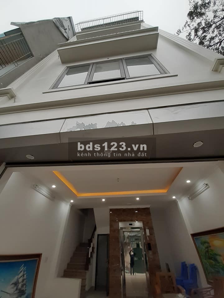 SIÊU HIẾM 7CHỖ RA VÀO, KINH DOANH, DƯ 4 TỶ, THANG MÁY