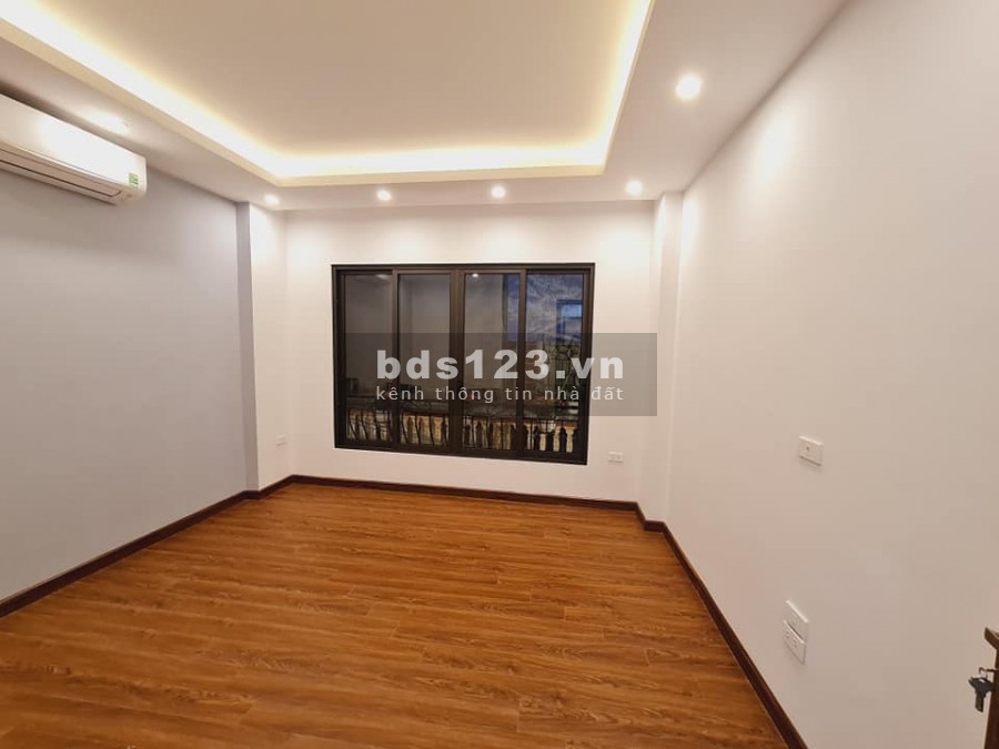 BÁN NHÀ TRƯỚC TẾT MINH KHAI 5 TẦNG 50M2 MT4 MÉT 4.1 TỶ