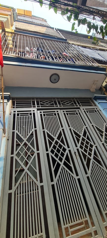 Nhà hiếm, Lê Trọng Tấn, Thanh Xuân 30m 5T 3.2 tỷ, gần phố, 10m ô tô tránh