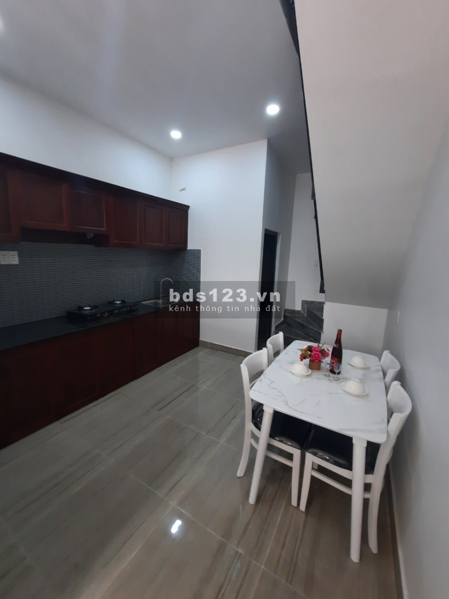 Kẹt tiền mua dịch.nay bán căn nhà 860tr xoay vốn kinh doanh tết
