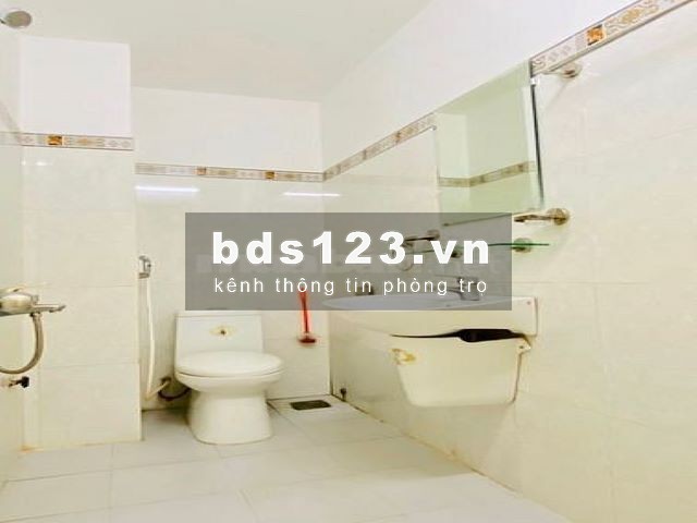 Căn hộ 60m2 RẤT RỘNG, bếp, Full nội thất, thang máy, bảo vệ