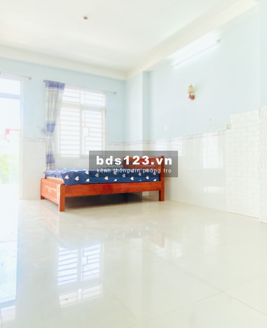 Phòng BAN CÔNG 35m2 Quận 1 Full nội thất,free DV , 4tr5 LÌ XÌ 1TRIEU
