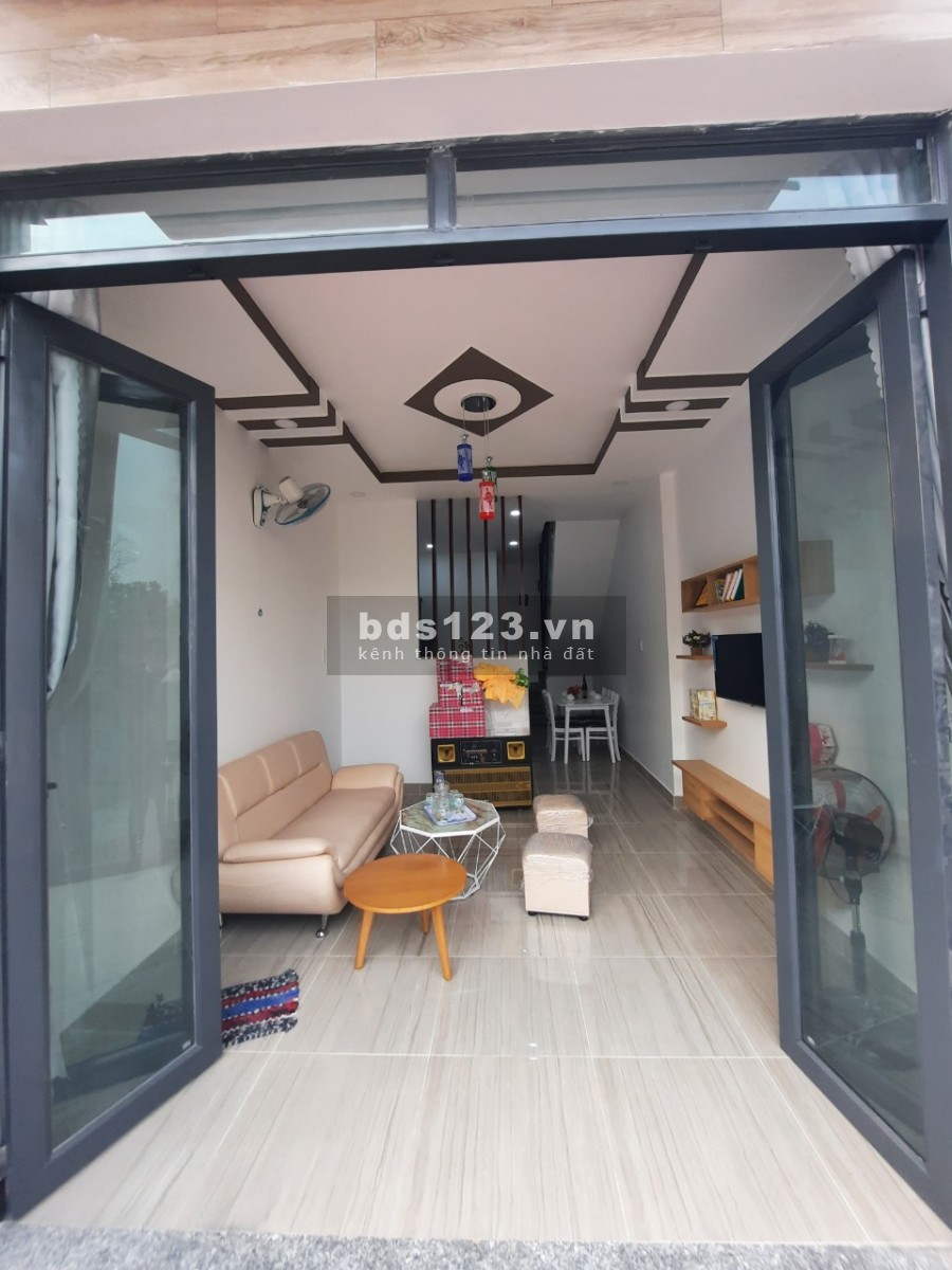 Kẹt tiền mua dịch.nay bán căn nhà 860tr xoay vốn kinh doanh tết