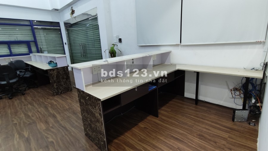 Bán nhà mặt tiền Sư Vạn Hạnh - Vạn Hạnh Mall Q10, 4x12, 3 lầu, GIÁ SỐC 12 tỷ