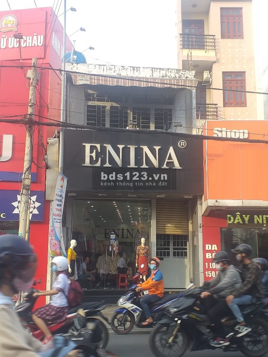 Minh Phụng, Phường 9, Quận 6. DT 4 x 16 mặt tiền trống suốt