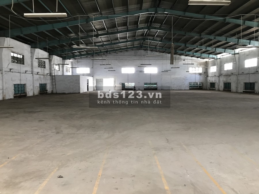 Cho thuê kho xưởng 1200m2 đường Cây Trâm Quận Gò Vấp