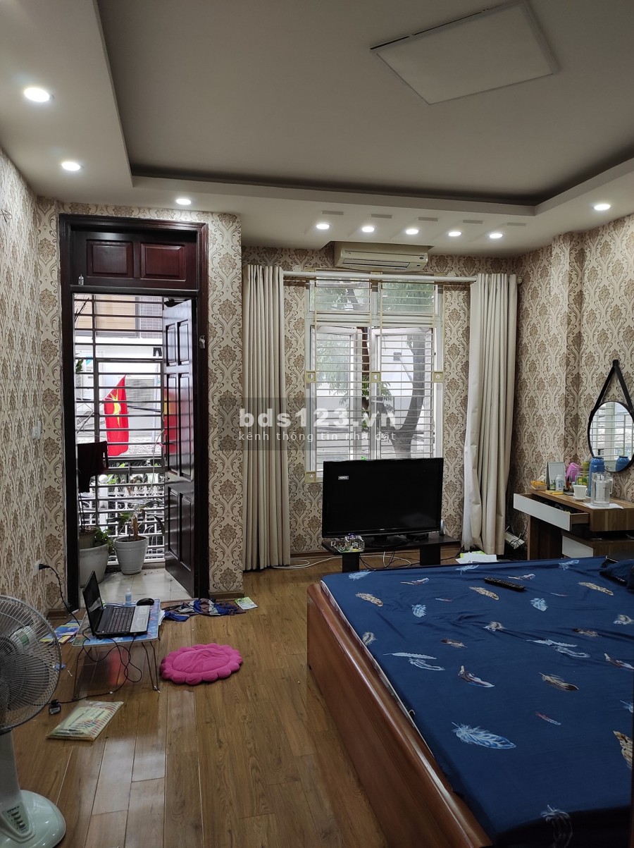 Chính chủ bán nhà phân lô 5 tầng đường Ngụy Như Kon Tum, Thanh Xuân