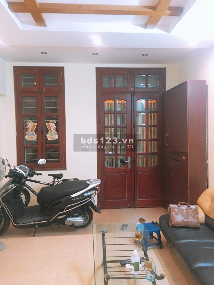 Chính chủ bán nhà 4T x 30m phố Yên Lãng, Đống Đa, giá 2 tỷ, 0902556333