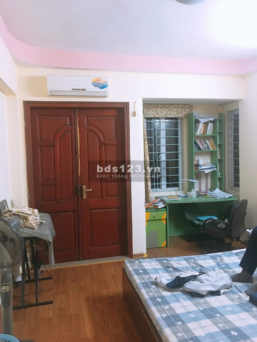 Chính chủ bán nhà 4T x 30m phố Yên Lãng, Đống Đa, giá 2 tỷ, 0902556333