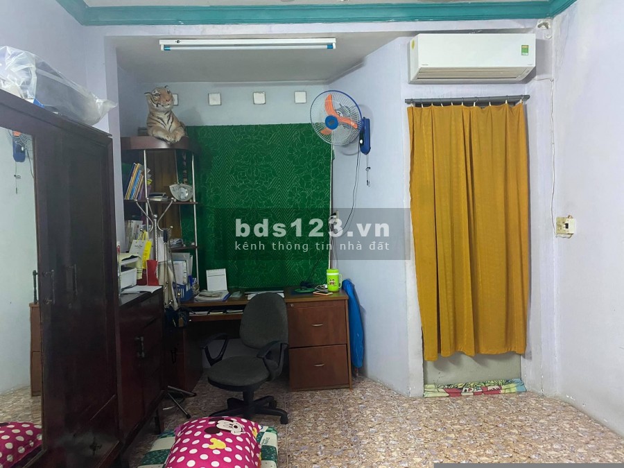 Nhà mới toanh HXH 3 tầng giá 2.5 tỷ đường Hồ Thị Kỷ, Quận 10