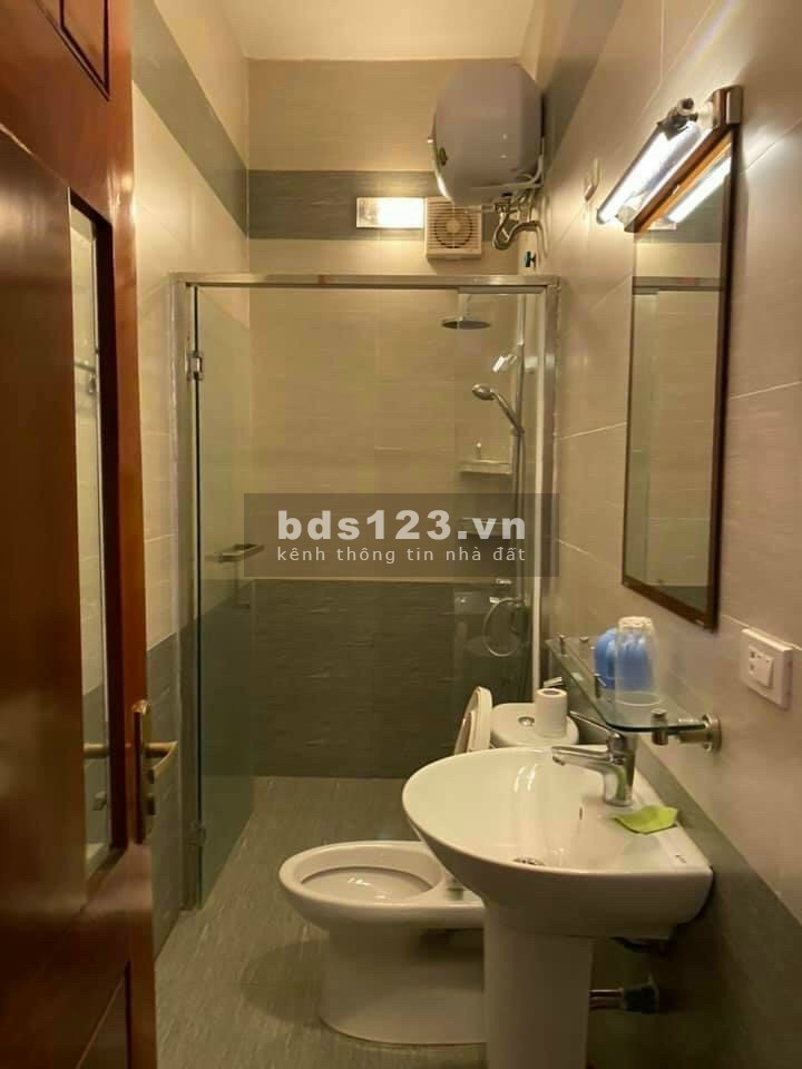 Bán nhà mặt phố Bà Triệu, Hải Dương 4 tầng, 80m2, mặt tiền 5m, 8 tỷ, vị trí đắc địa