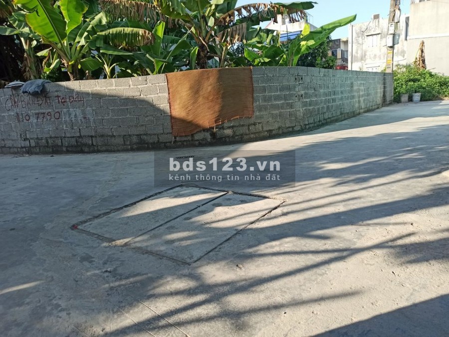 Lô góc mặt ngõ cách đường Đồng Hòa 50m