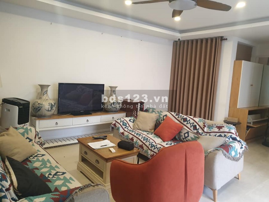 Chính chủ cần bán nhà mặt tiền trung tâm Quận 3 khu vực VIP nhất Phường 4, Quận 3