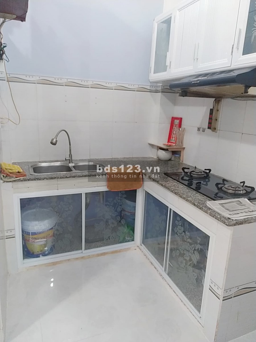 Bán nhà Âu Cơ, Quận Tân Bình, 30m2, 1T1L, HXH cách nhà 20 m