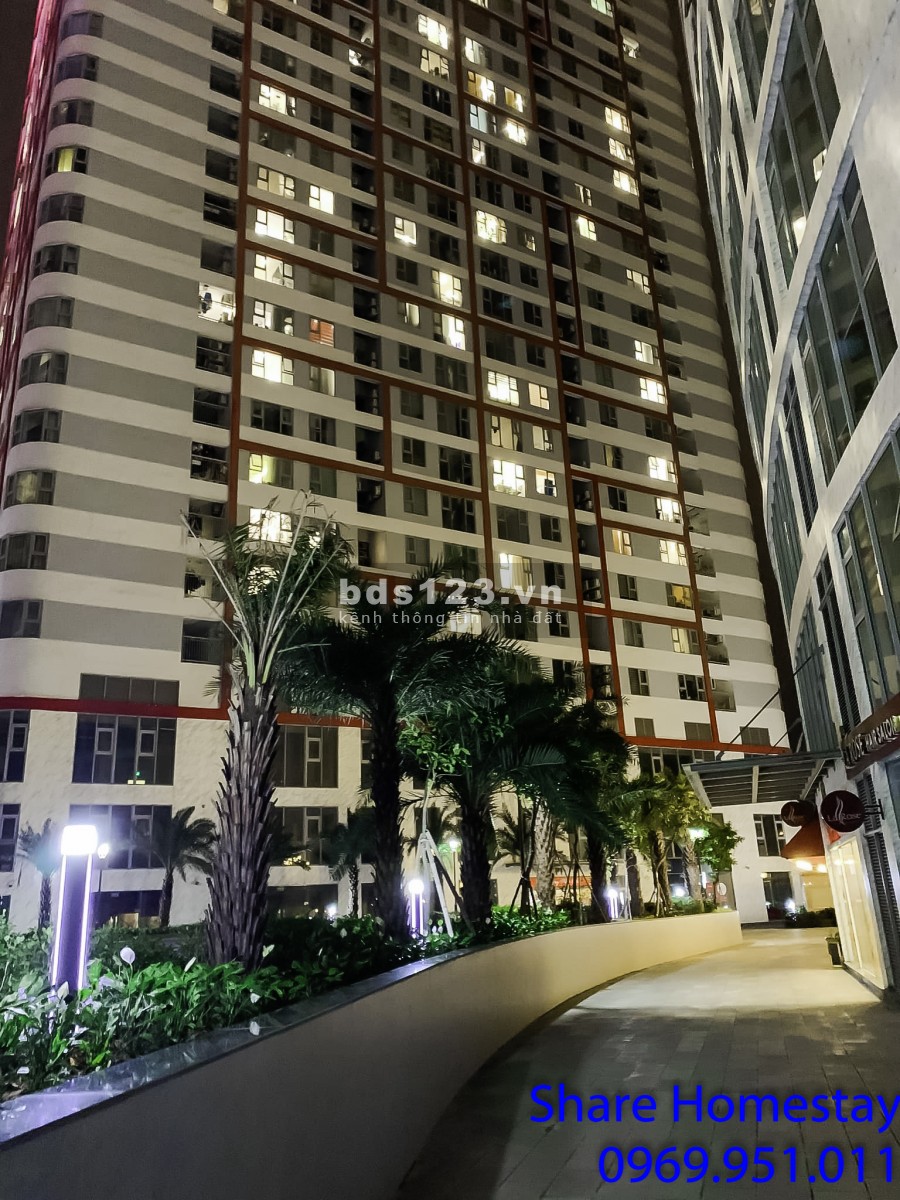 Homestay ở ghép tại 360 Giải Phóng tòa Imperial Plaza
