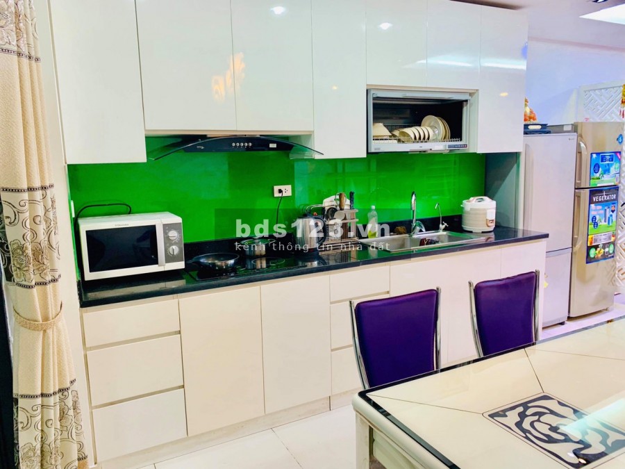 Homestay ở ghép tại 275 Nguyễn Trãi tòa Goldenland